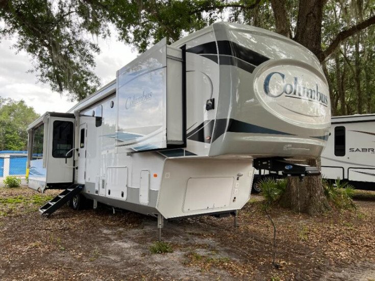 Thumbnail Photo undefined for 2022 Palomino Columbus